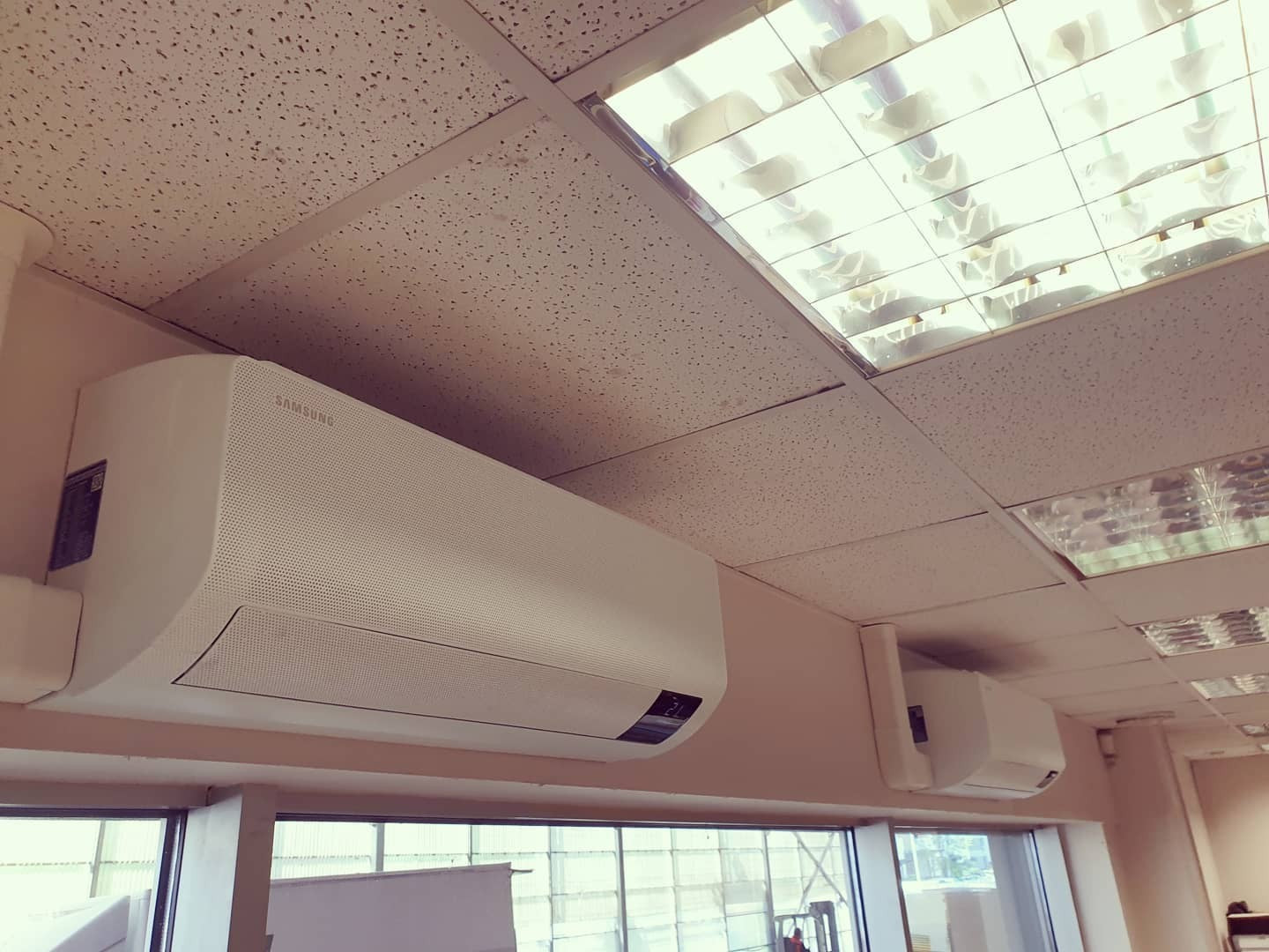 Samsung Nordic Windfree  2.5/3.2 kW oro kondicionierius šilumos siurblys , šildo prie -30